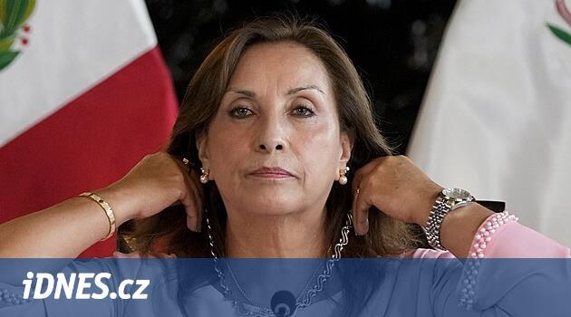 Burun estetiği için gitti, pek bir şey vermedi. Peru başkanını görevden almak istiyorlar
