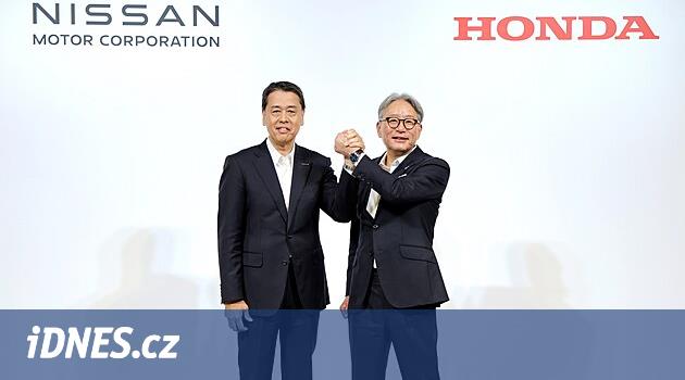 Honda ve Nissan birleşme konusunda pazarlık yapıyor. Çin rekabeti kırışıklıklara neden oluyor
