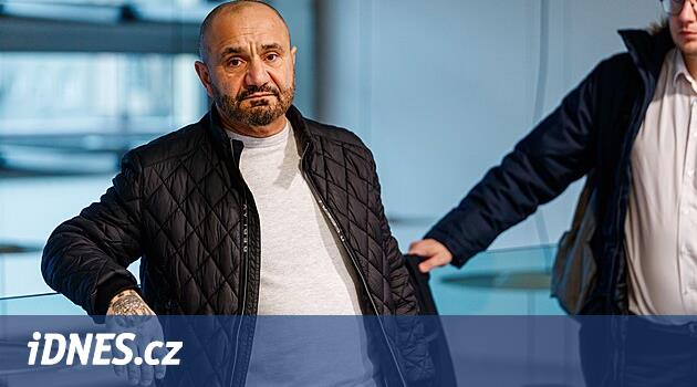 Borçlulardan 36 milyonu daha çaldı, suçu adamı suçluyor. Yardım etmek istedim, kendini savunuyor
