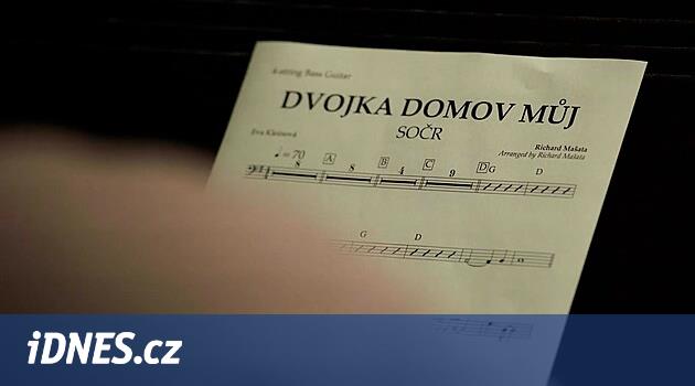 VİDEO: Prag 2'nin kendine özgü bir marşı var, Dvojka domov můj. Yorumlar karışık