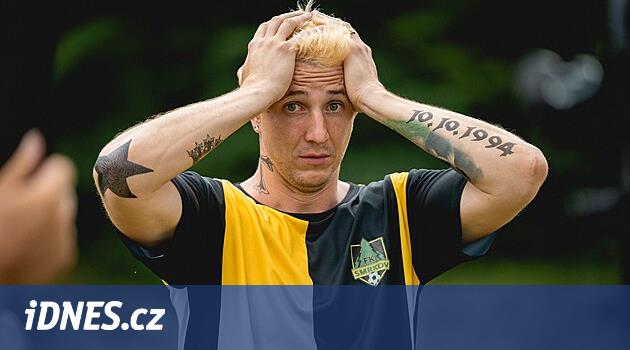 Lavi, ikililerin teklerden daha iyi olduğunu söylüyor. Koller ile Nedved'in de ilgisini çekiyor