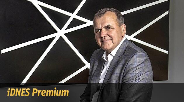 Hodiny čekání na letišti? V létě znovu, nic se nezměnilo, varuje šéf dispečerů