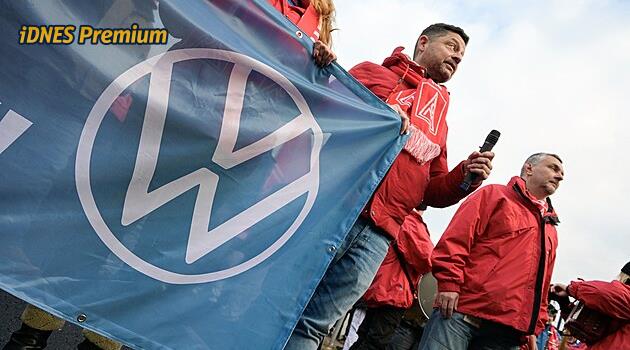 NÁZOR: Král je nahý a kasa prázdná. VW bojuje o přežití, je rozkradený jak ČKD v osmdesátkách
