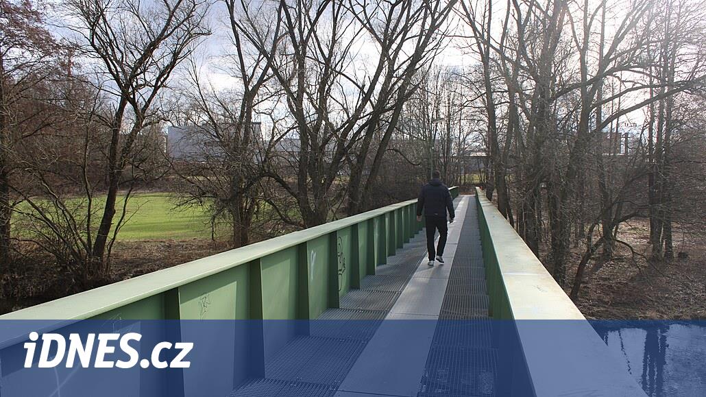 Svetlá, Sázava Nehri üzerinde yeni bir yol ve köprü yaptırmak istiyor, planlar 18 yıldır yapılıyor