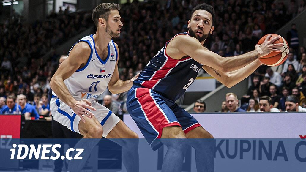 Satoransky şov kızı mı? Sen sadece kendini göster, o da seni görüyor, diye güldü Kyzlink