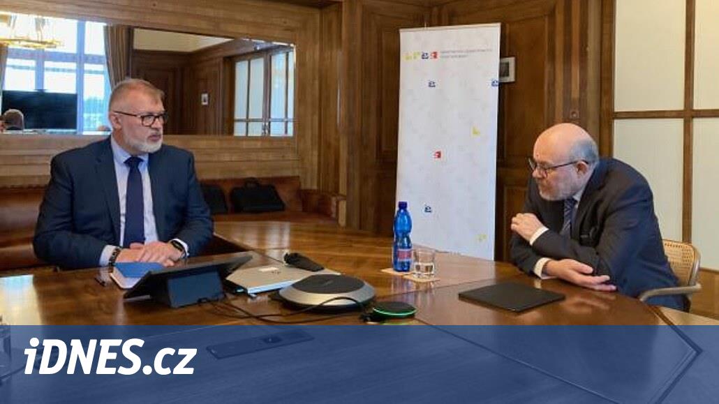 Frýdlant Bölgesi'nde doktor eksikliği var, Bakan Válek ortak çalışma önerdi