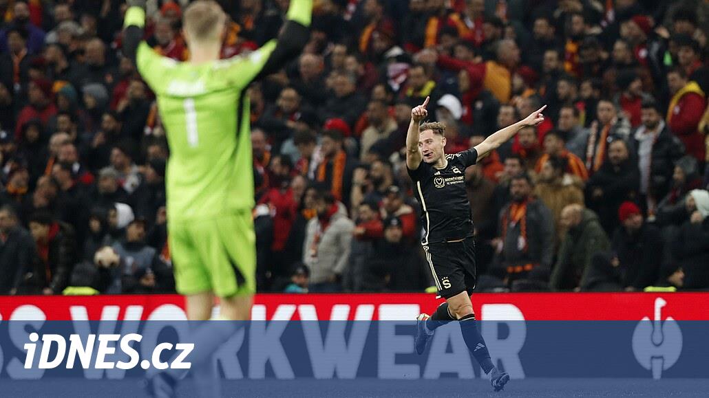 Galatasaray – Sparta 3:2'de konuk ekip 2 kez eşitliği sağlayarak galibiyete uzandı.  Icardi karar verdi