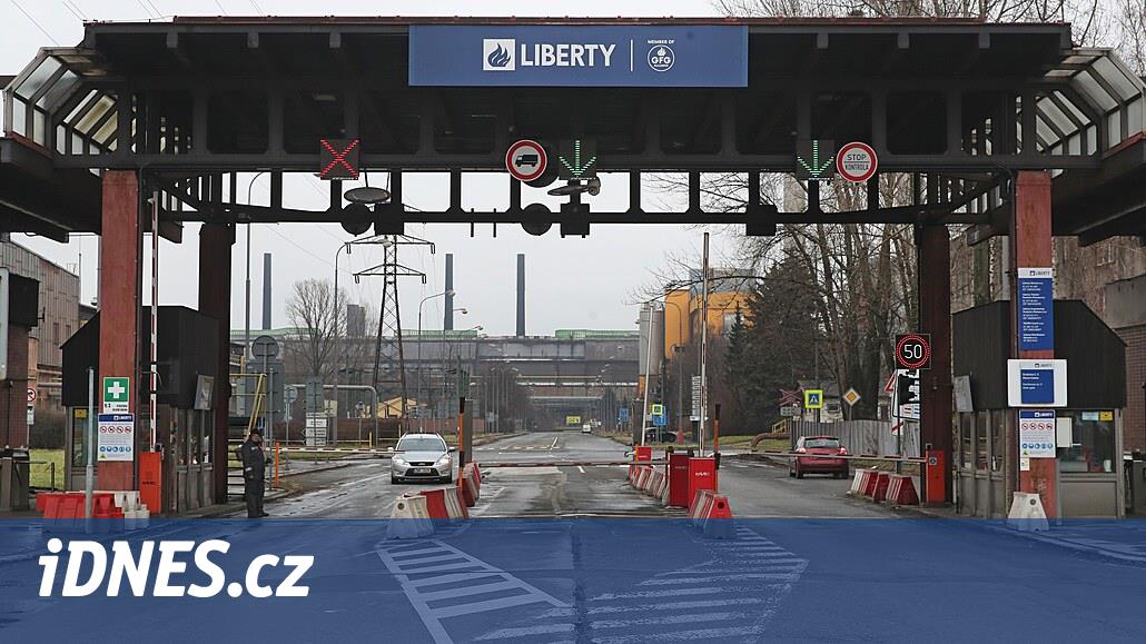 Liberty'nin sahibi izabe tesislerinin enerjisiyle ilgilenmek için geldi.  Dev borcu ödemeye başlayacağını duydu
