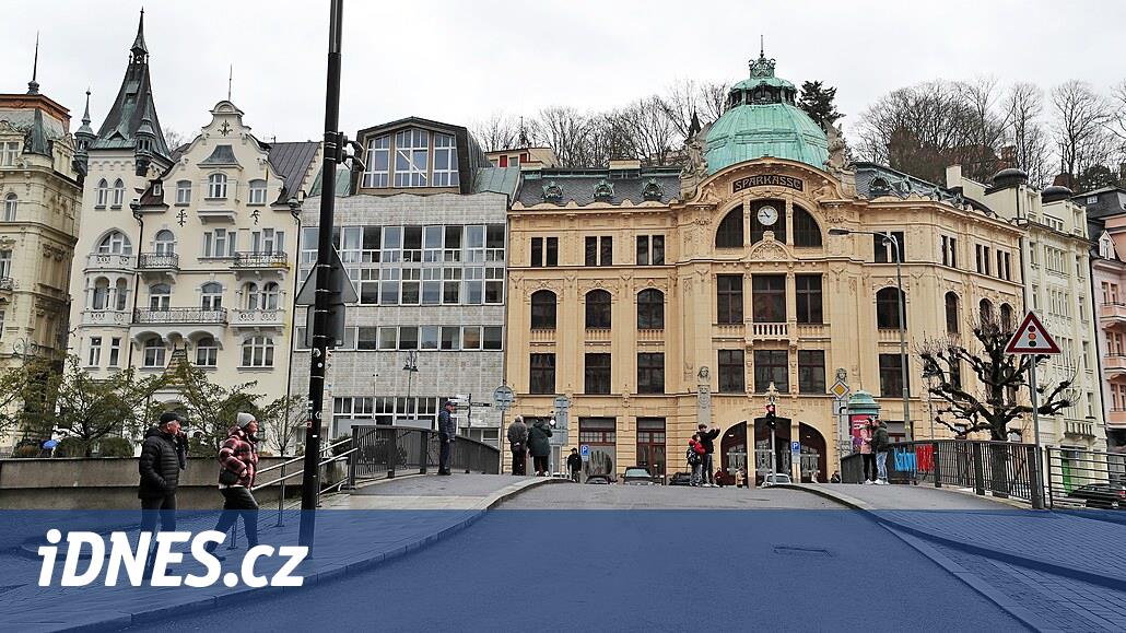 Spanın kalbinde yer alan art nouveau saray, sanatçılara ve film festivaline hizmet verecek