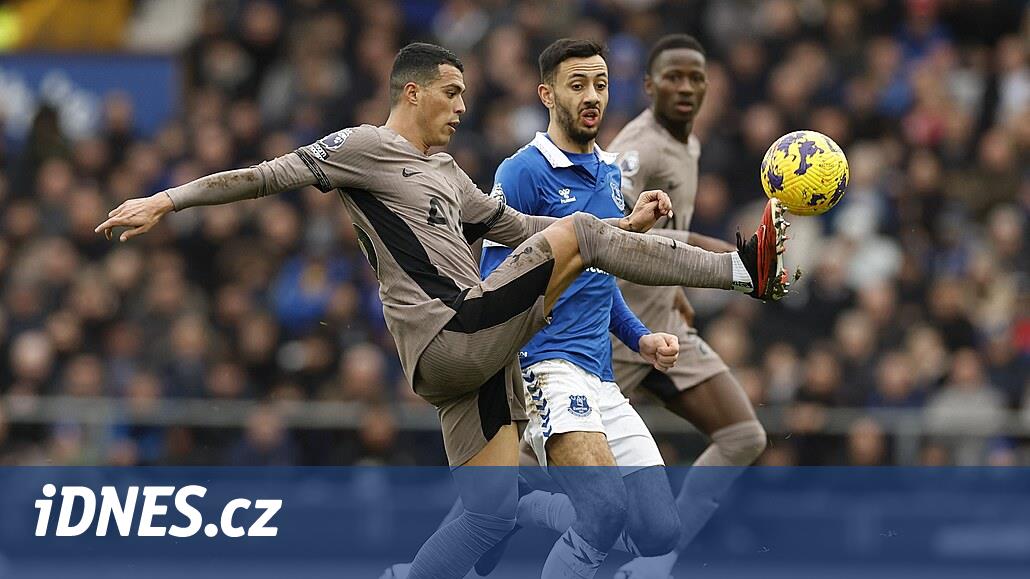 ONLINE: Everton, Tottenham'la berabere kaldı, Newcastle bile kazanamadı