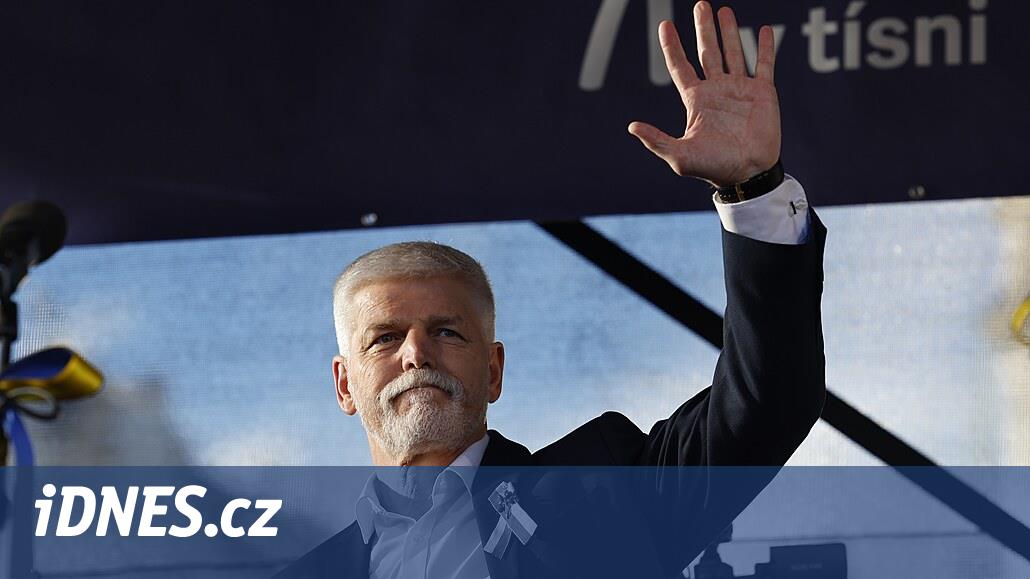 Pavel, Batı'nın savunmasında eksiklik olduğunu söyledi ve zorunlu askerliği destekledi