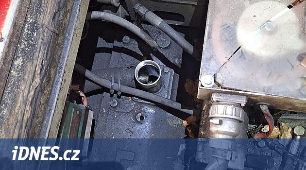 Moldova demiryolu yine saldırı altında.  Birisi trenin motoruna kum döktü