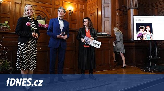 Šalda Tiyatrosu, Liberec'teki kültürel ödüllerde birinciliği elde etti; şairler ve cam ustaları da başarılı oldu