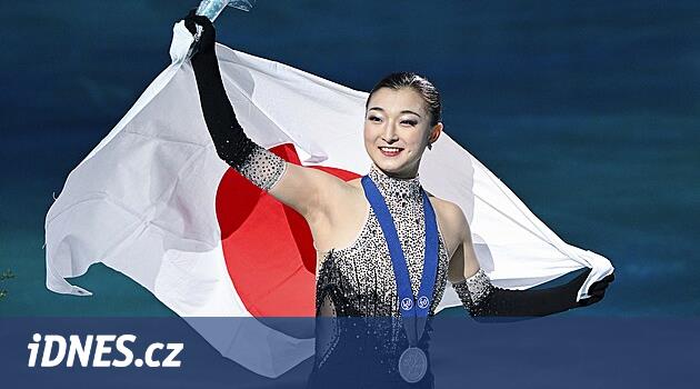 Nejlepší volná jízda pomohla Sakamotové ke třetímu zlatu na MS v krasobruslení - iDNES.cz