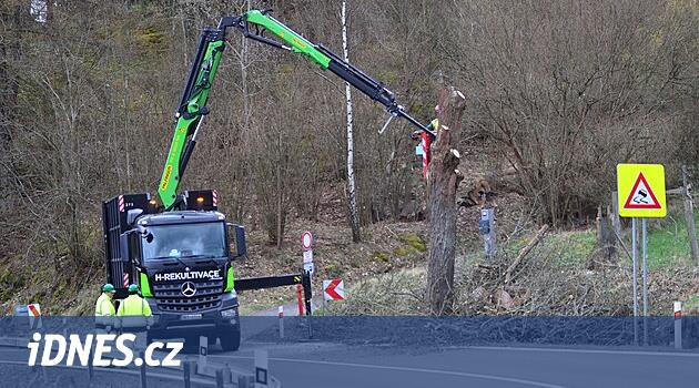 Bečov yakınlarındaki serpantinlerin düzleştirilmesi uzun sürecek, zorluklar inşaatı daha pahalı hale getirecek
