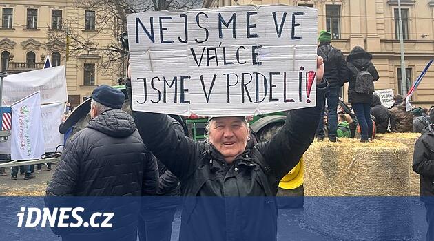 Çiftçilerin protestosu: Letná'daki ve Hükümet Konağı'ndaki traktörler