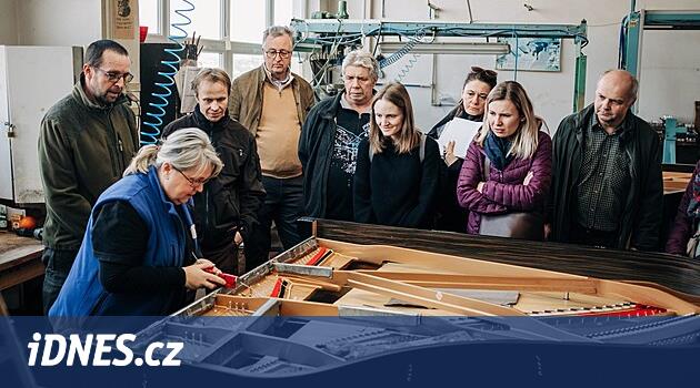 Rezonans ağacı Žďársk'ta yetişiyor.  Ağaçlar belirli gereksinimleri karşılamalıdır