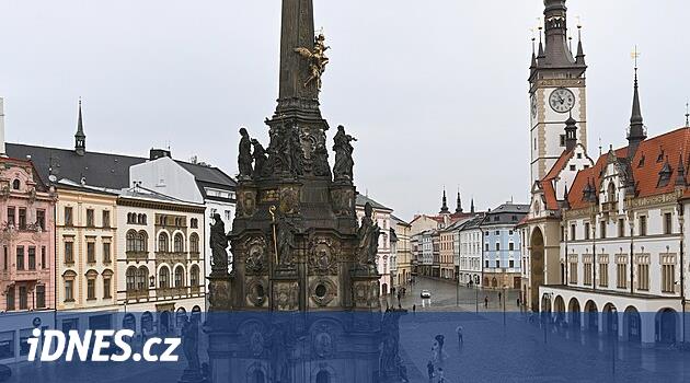Uzmanlar, Olomouc'taki Kutsal Üçlü Sütun'un neden içi boş olduğunu öğreniyor