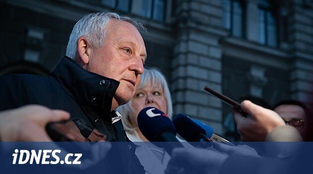 Liberec liderliği ODS koalisyon anlaşmasını feshetti, sanık milletvekili istifa etti