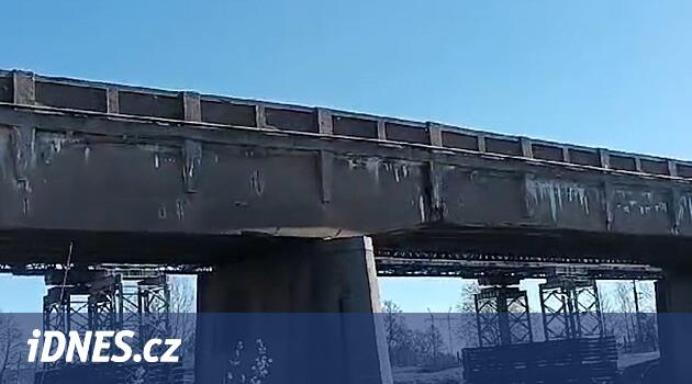 Yunanlılarda yakında Elbe üzerinde yeni bir köprü büyümeye başlayacak, asırlık köprü yerle bir olacak
