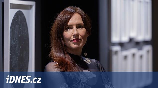 Hradec'te bir müze gecesi, Míla Fürstová'nın kanatlarından kuklalara ve planyalara kadar uzanıyor
