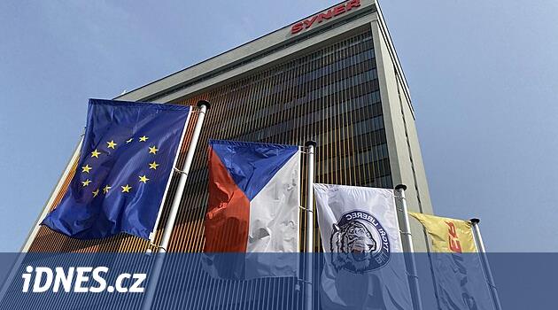 Polis, Liberec belediye binasına yapılan müdahalenin ardından yedi kişiyi suçladı ve üç vakayı soruşturuyor.