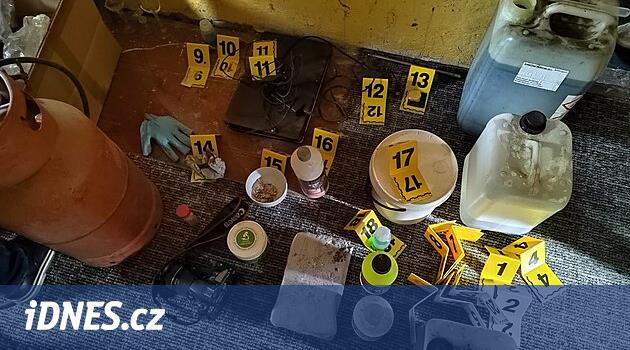 Çatıyı kesip toplama merkezinden bir milyon değerinde gümüş aldılar, beşi zaten gözaltında