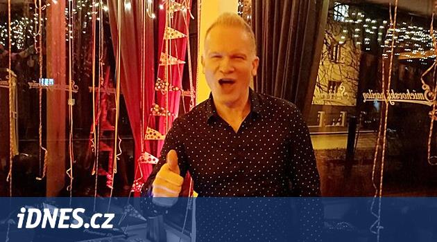 Eski disko, Karel Gott veya Helena Vondráčková'nın hitleri olmadan yapamaz