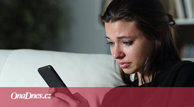 Rozešel se s vámi po esemesce? Důvodem nemusí být jen zbabělost a strach