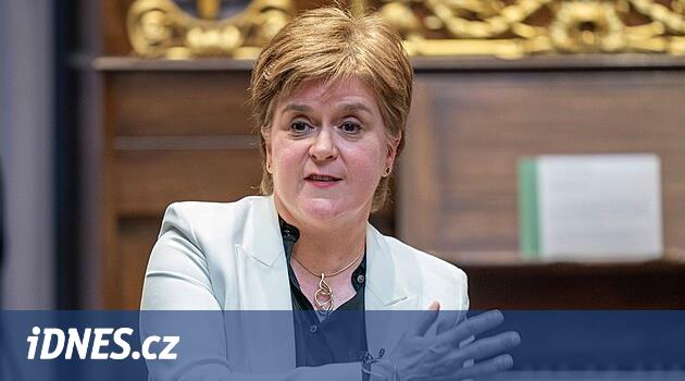 İskoçya'nın eski başbakanı, trans bireyler hakkındaki görüşlerim nedeniyle işi bırakmak zorunda kaldığımı söyledi