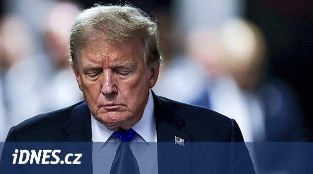Jüri Trump'ı porno aktrisine sahte ödeme yapmaktan suçlu buldu