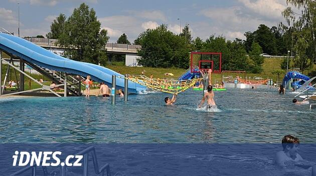 En sıkıcı yüzme havuzu? Haber hazırladılar, eleştirmenler bunların küçük çocuklara yönelik olduğunu söylüyor