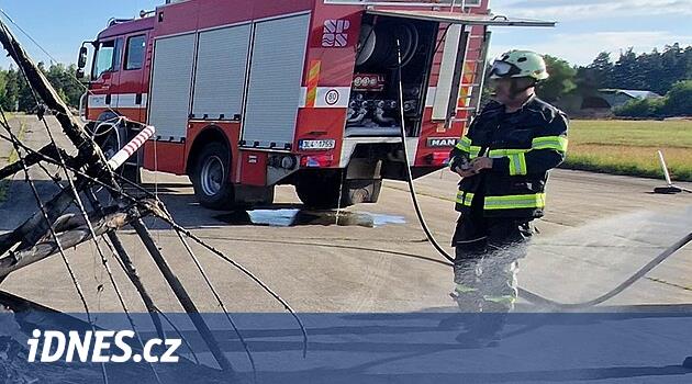 Českolipska'ya motorlu helikopter düştü, 79 yaşındaki pilot hayatını kaybetti
