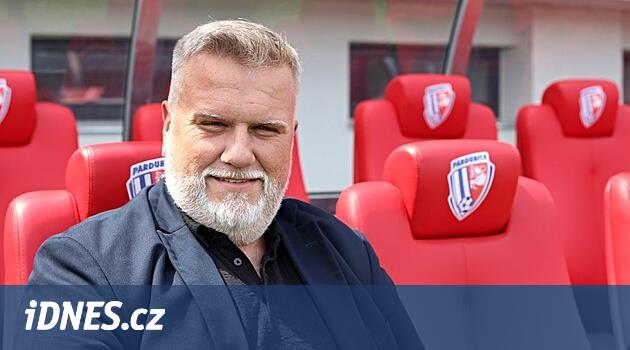Eve dönüş. Yeni Pardubice antrenörü Saňák bunun duygusal olduğunu itiraf ediyor