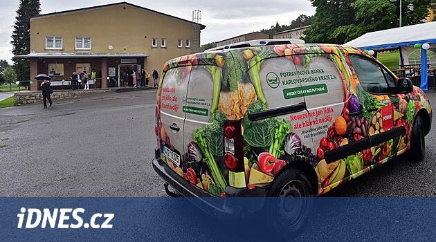 Gıda bankası Sokolovska'da yeni bir depo açtı, artık bağışları reddetmek zorunda değiller
