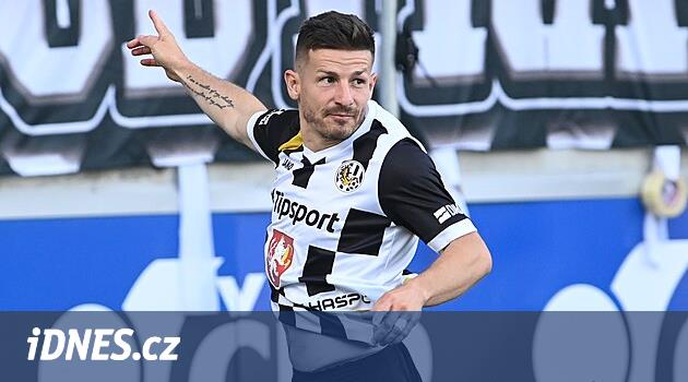 Hradec Králové – Teplice 2:0, Pilař devre sonunda her iki golü de attı, kazananlar kupa için oynayacak