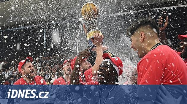 Çekler Polonya'nın gerisinde kaldı, Nymburk ön elemelerde Şampiyonlar Ligi için mücadele etmeli