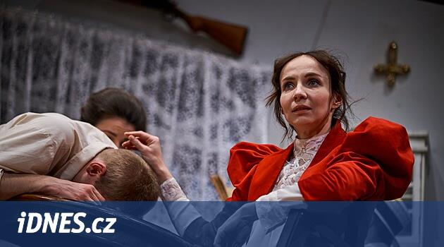 İNCELEME: Çok eğimli Çehov.  Havelka Korkuluktaki Martı'yı yönetti