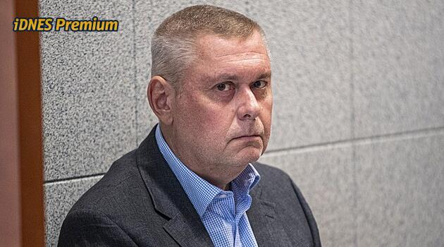 Nejprve vazba, další důvody neznámé. Zastupitel za ODS čtyři roky nepřišel na schůzi
