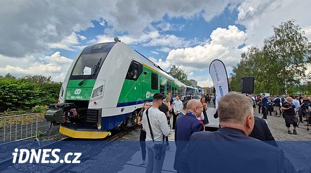 Fuarda ilk Çek akülü treni sunuldu, şarjı 60 kilometreye kadar yeterli