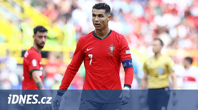 ONLINE: Portekiz – Ronaldo'nun favorisi Slovenya, sonunda vurabilecek mi?