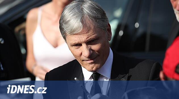 Hollywood dizisi mi? Mortensen, sorun yok ama genellikle kötü yazılmışlar, dedi.