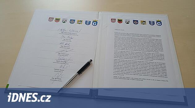 Karlovy Vary bölgesinde polis memuru eksikliği var.  Bunları ekleyin, belediye başkanları Avusturya'ya yazıyor