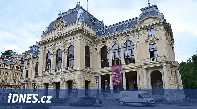Onarılan İmparatorluk Banyoları, bir ses kılavuzu hazırlayarak katılımın en üstünde yer alıyor