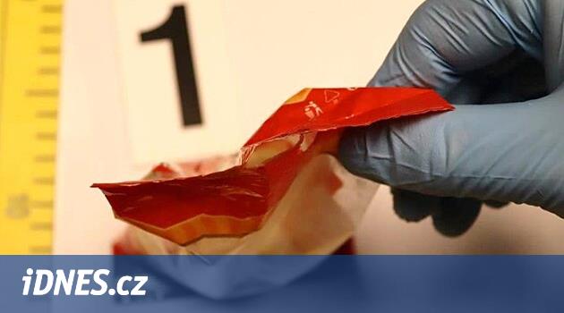 Dört mahkum özgürlükleri için çalıştı, uyuşturucuyu kalemlerle Valdice'e gönderdi