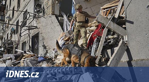 Rusya, Kiev bölgesinin her yerine roket gönderdi. Sivastopol'da misilleme yüzlerce kişiyi yaraladı