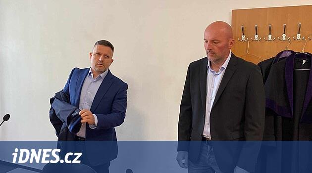 Plas'ın Carousel Holzknecht ile Mahkeme: Yeğen versiyonunu destekledi