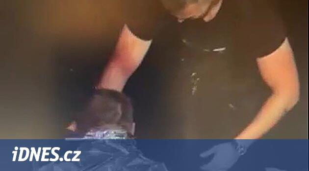 Adam kayadan sekiz metre yükseklikten düştü.  Onu nasıl yakaladı, kurtarma sonrasında polise anlatamadı
