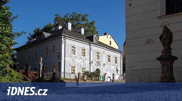 Tarih ve kültür tek yerde, Jablonec eski papaz evinde müze inşa edecek