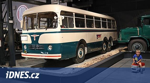 Tatra Kamyon Müzesi yeni bir dağ otobüsüyle süslendi, yenileme üç yıl sürdü